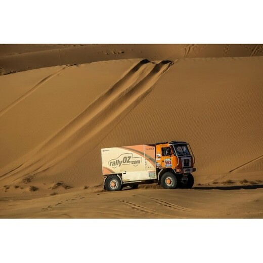 Metabond Truck 5.jpg